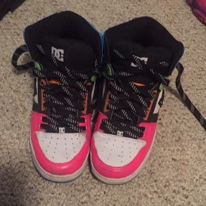 DC shoes